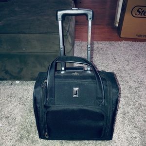 LONDON FOG Carryon underseat luggage